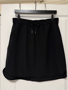 Lululemon On the Fly Skirt Woven Black Size 12